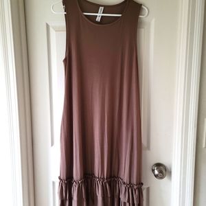 Sleeveless Dress with pockets